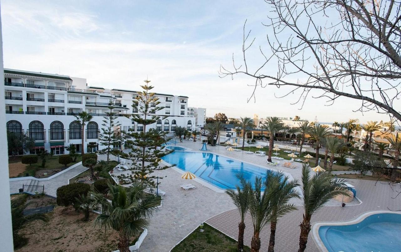 Riviera Hotel - Family Only Порт-Эль-Кантауи Экстерьер фото